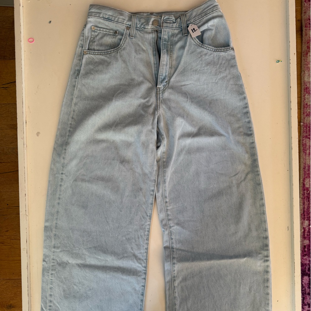 Levi’s women’s baggy Cinch jeans Light Blue Jeans